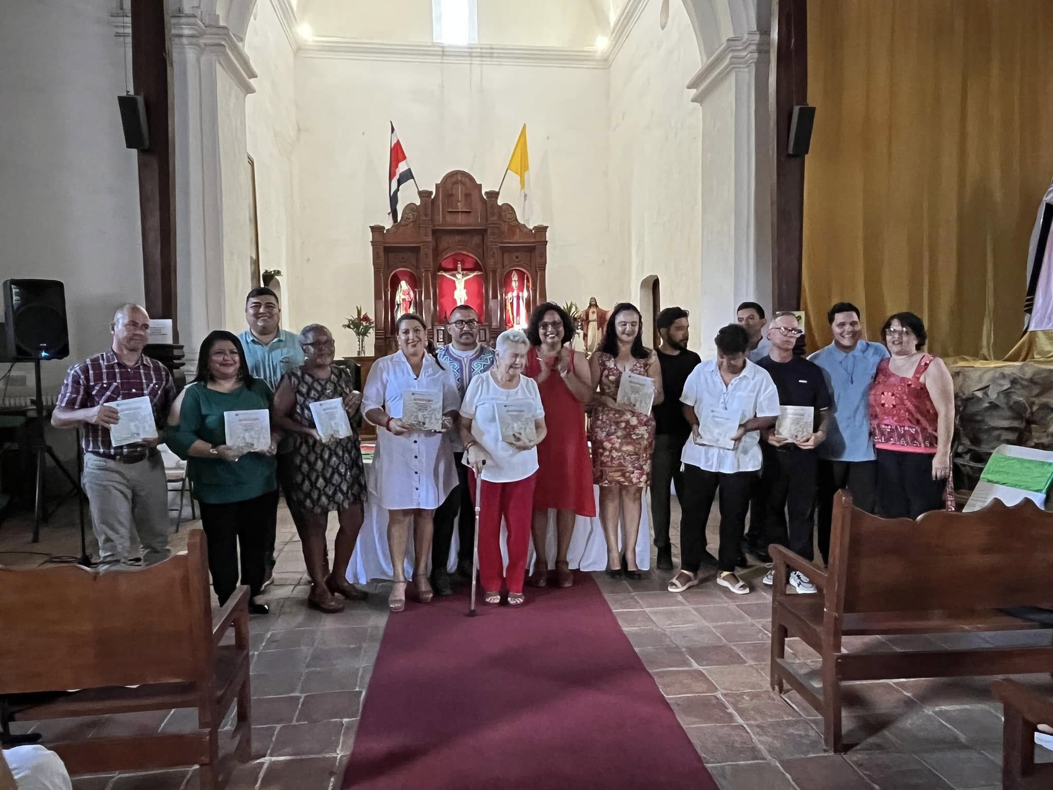 Participantes en la construcción de la Antología