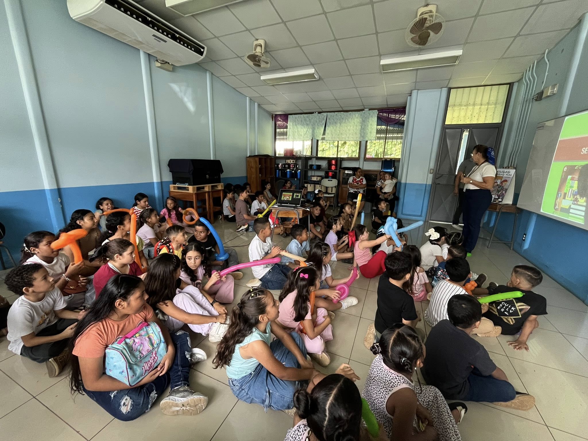 Municipalidad de Nicoya y MOPT impulsan charlas de Seguridad Vial en escuelas
